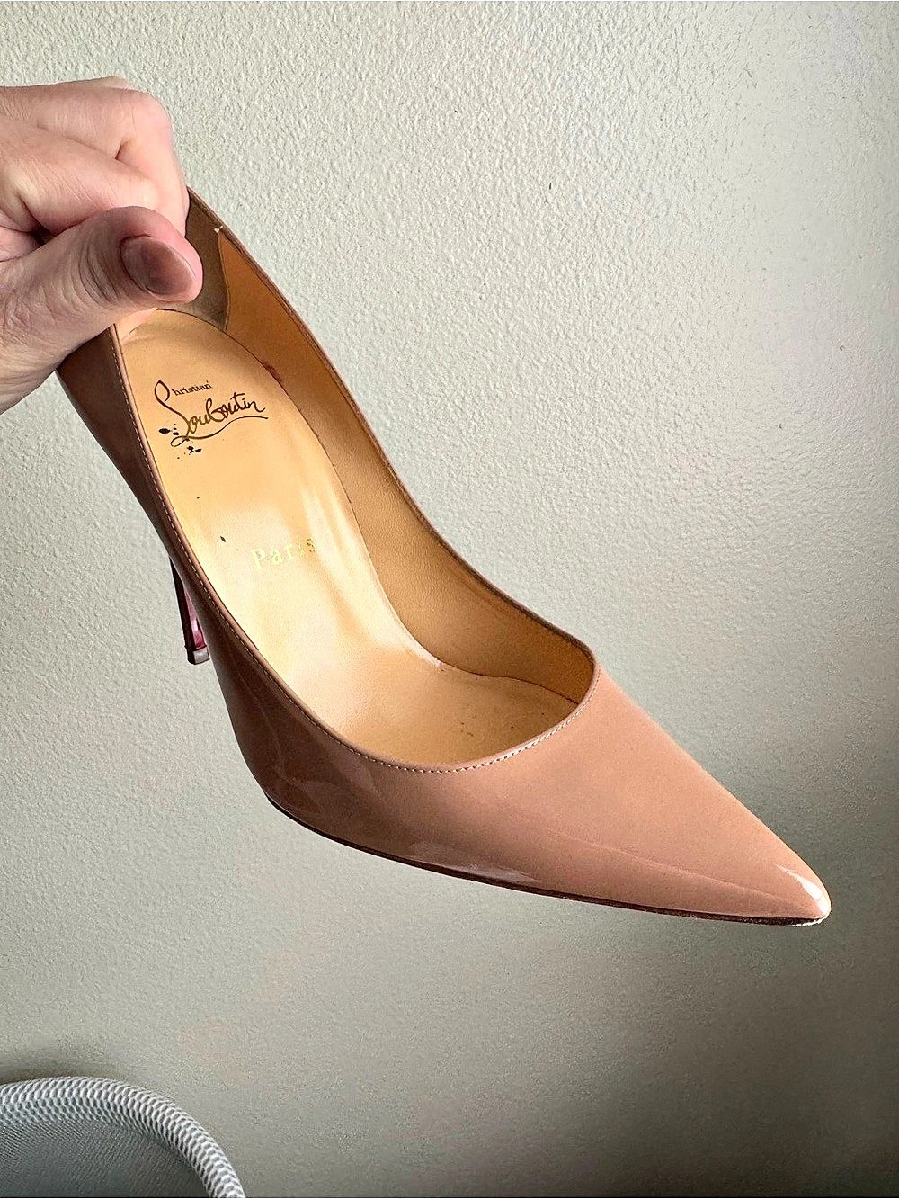 Christian Louboutin Kate 100 Patent Pointed-Toe Heels in Pink EU 37.5